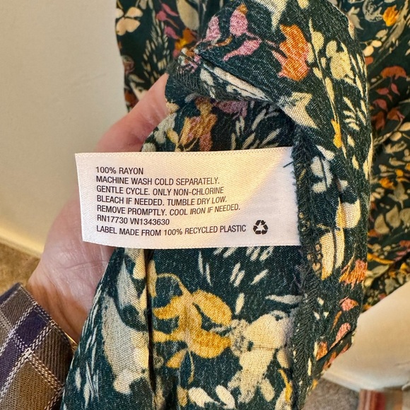 EUC A New Day Yellow Floral Maxi Sundress with Flutter Sleeves Size Small - Picture 6 of 7